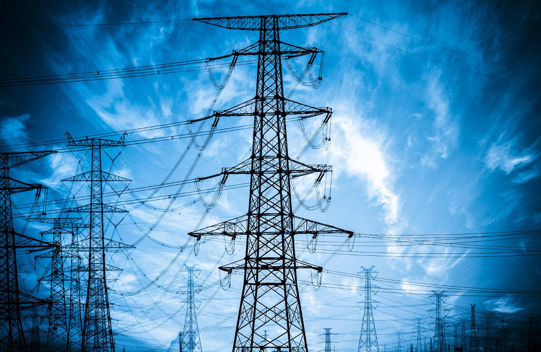 high-voltage-tower-gm-155429586.jpg